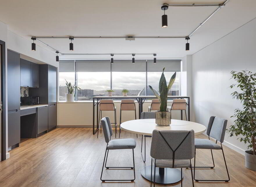 Clockwise At River House, Serviced Offices, High Street, Belfast, BT1 2BE