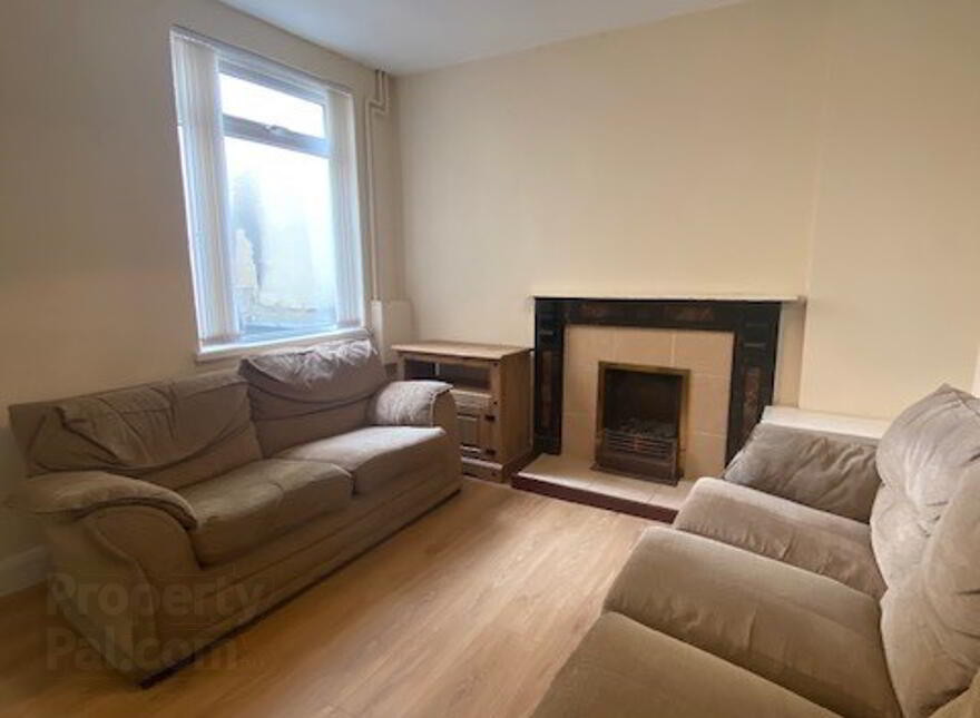 **student Property***, 54 Argyle Street, Derry, BT48 7JH photo