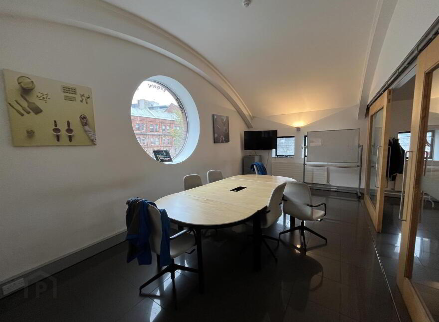 2nd Floor, Ormeau Baths, 18 Ormeau Avenue, Belfast, BT2 8HS