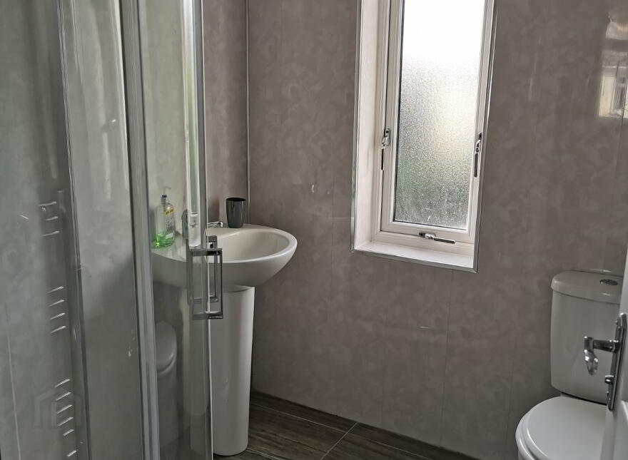 26 Silverstream Gardens, Belfast, BT14 8GS