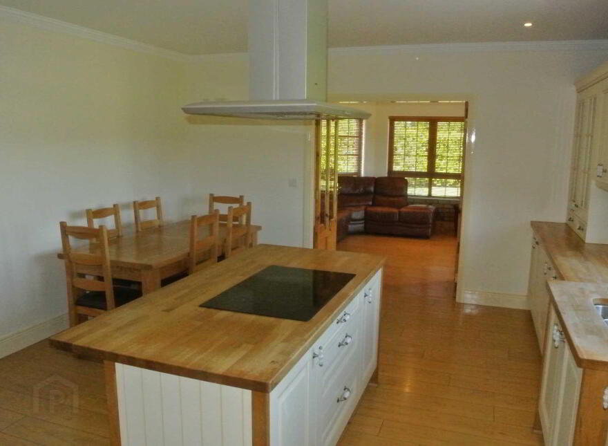 Robinstown, Glenmore, Y34HT97