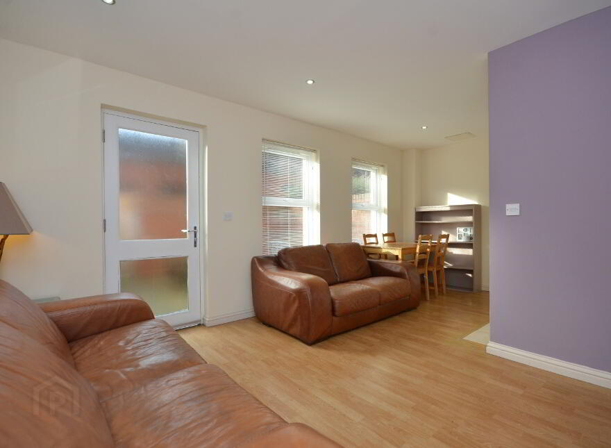 Apt 10, Ashley Courtyard, 1A Fane Street, Belfast, BT9 7BW