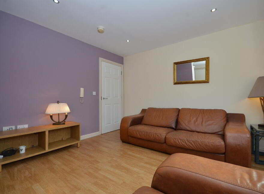 Apt 10, Ashley Courtyard, 1A Fane Street, Belfast, BT9 7BW