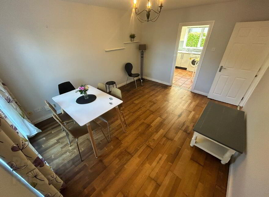1 Ardenlee Green, Ravenhill, Belfast, BT6 8QF photo
