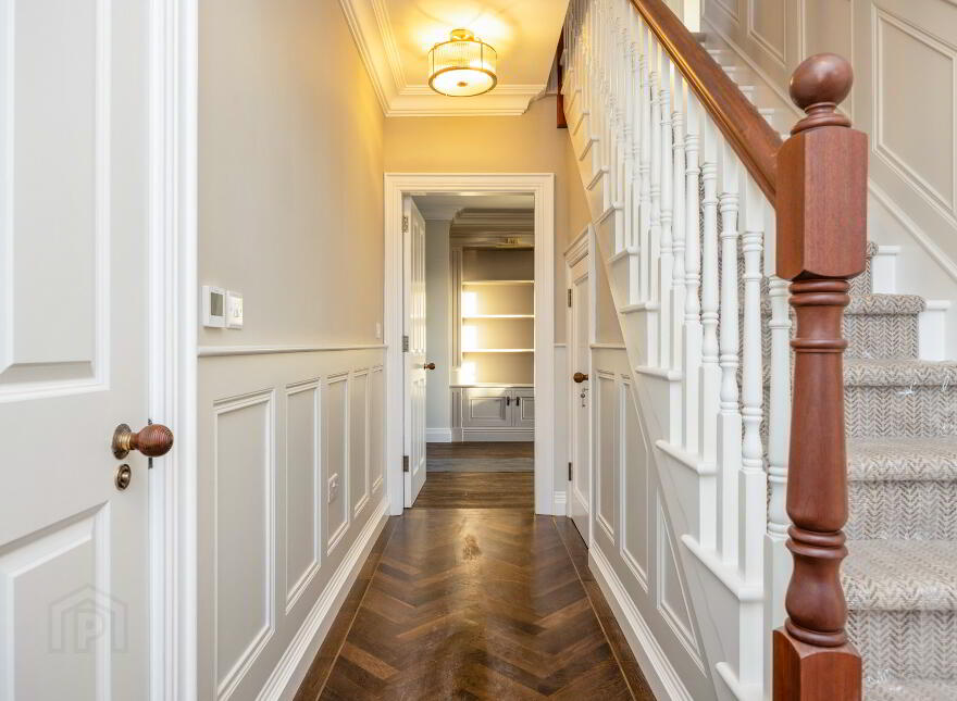 Tyrella, Governors Gate Demesne, Ballynahinch Road, Hillsborough, BT26 6FE