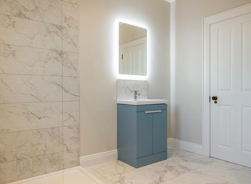 Huntington S, Governors Gate Demesne, Ballynahinch Road, Hillsborough, BT26 6FE