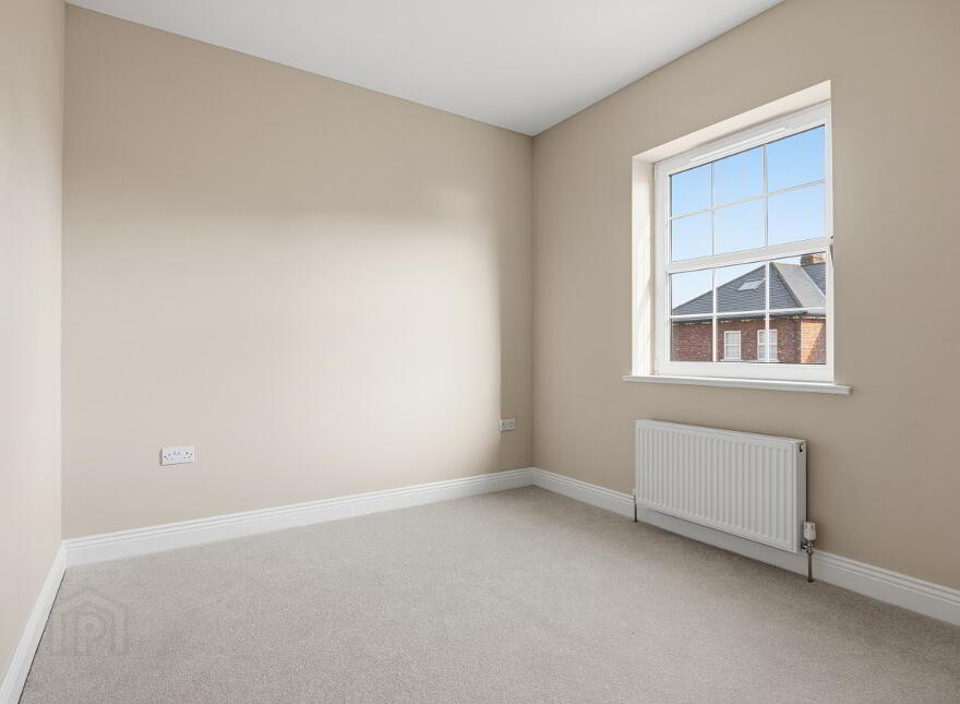 Huntington S, Governors Gate Demesne, Ballynahinch Road, Hillsborough, BT26 6FE