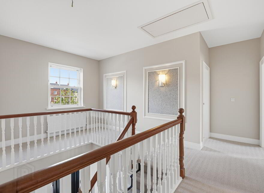 Huntington S, Governors Gate Demesne, Ballynahinch Road, Hillsborough, BT26 6FE