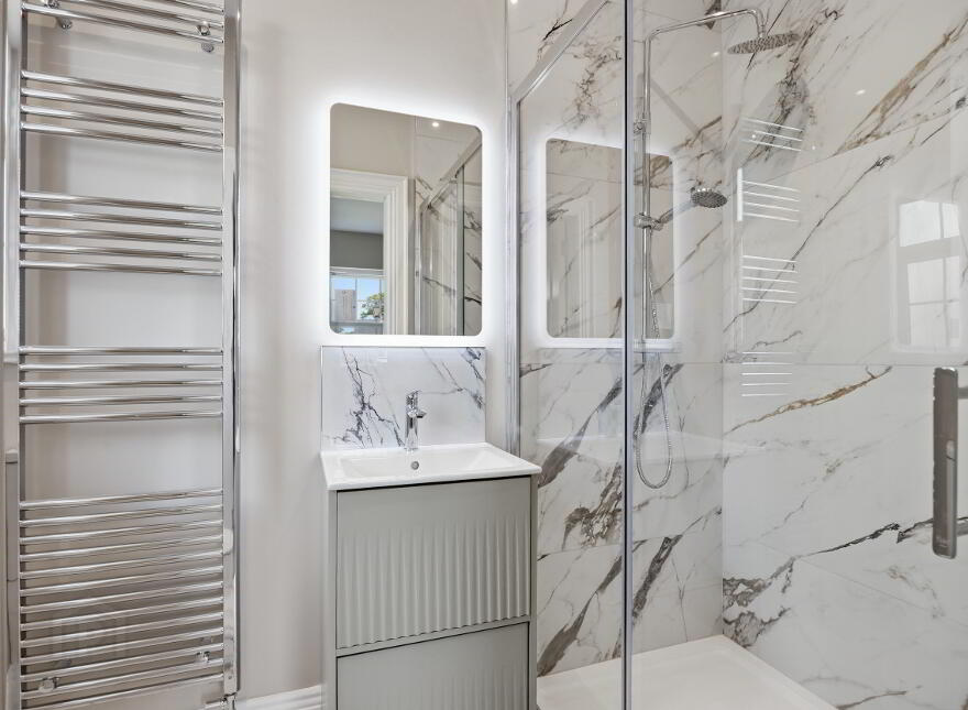 Huntington S, Governors Gate Demesne, Ballynahinch Road, Hillsborough, BT26 6FE