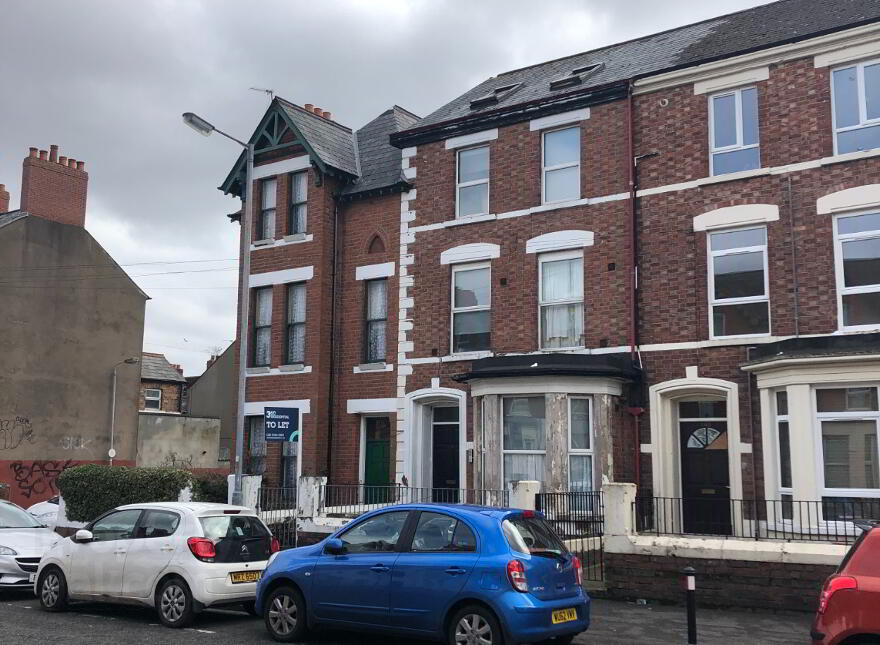 Flat 1-138 Agincourt Avenue, Belfast, BT7 1QD photo