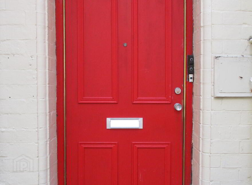 Great Three Bed Apartment, 79B University Avenue, Queens Quarter, Belfast, BT7 1GX
