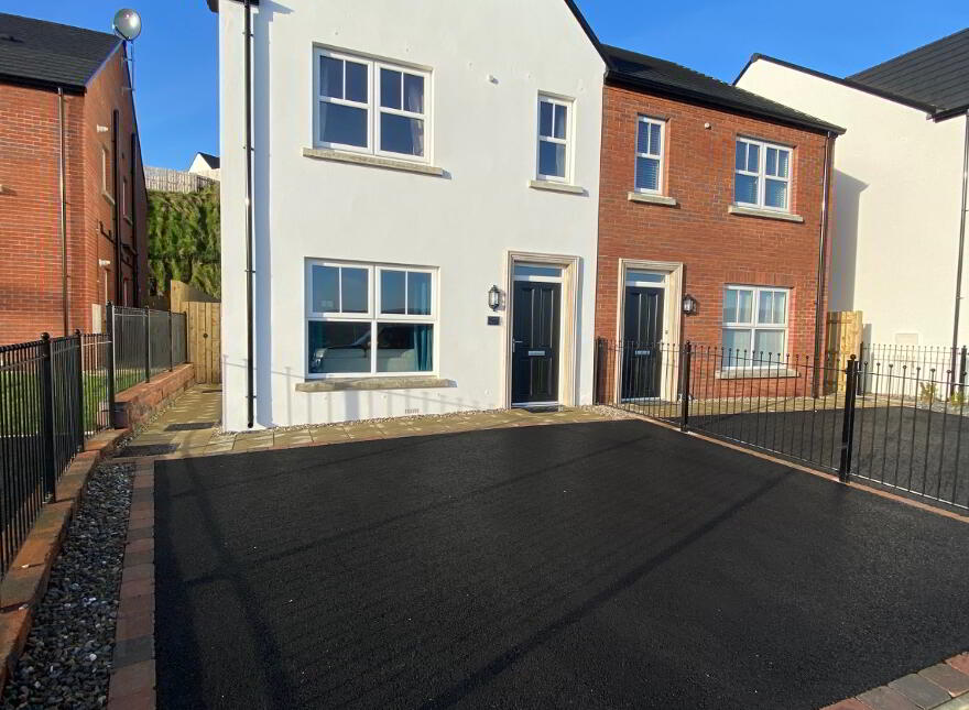 Property To Rent in BT47 PropertyPal