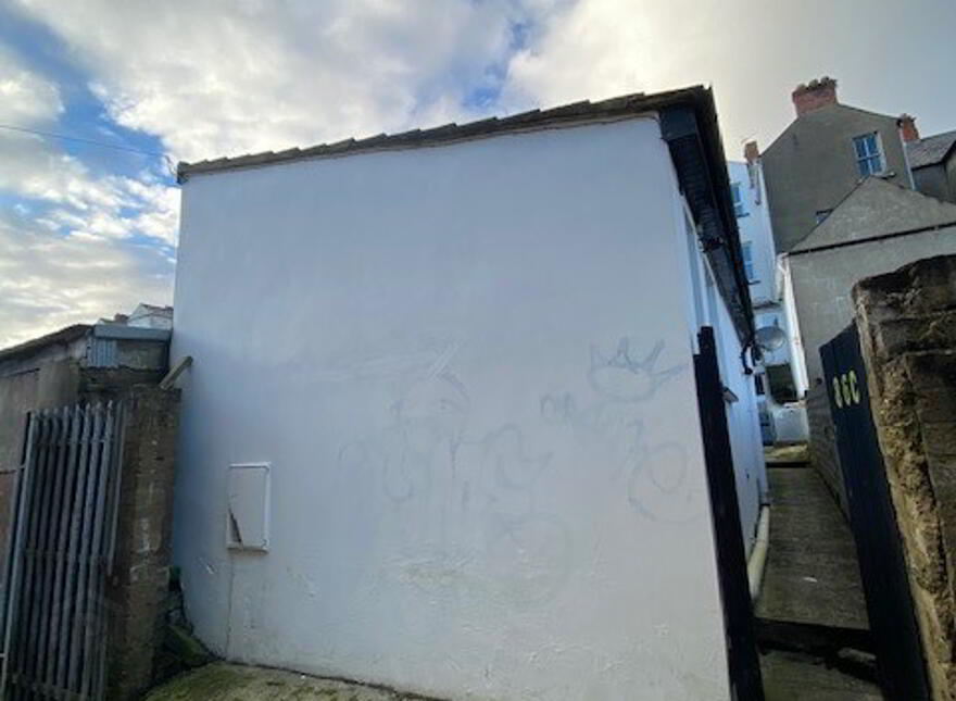 86D Duncreggan Road, Derry, BT48 0AA