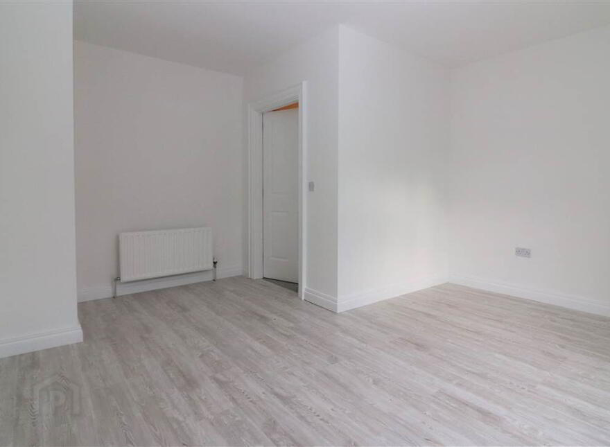 35 Governors Gate, Hillsborough, BT26 6FE