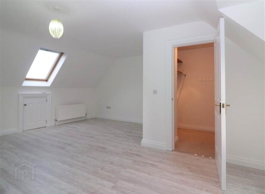 35 Governors Gate, Hillsborough, BT26 6FE