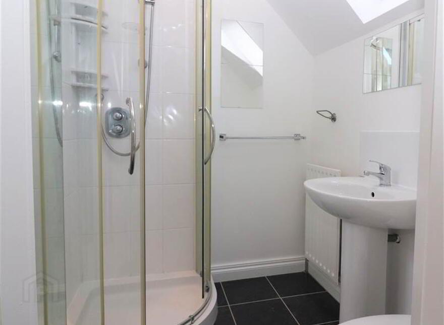 35 Governors Gate, Hillsborough, BT26 6FE