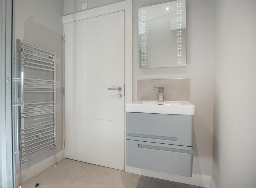 Unit 3, 16 Eglantine Avenue, Belfast, BT9 6DX