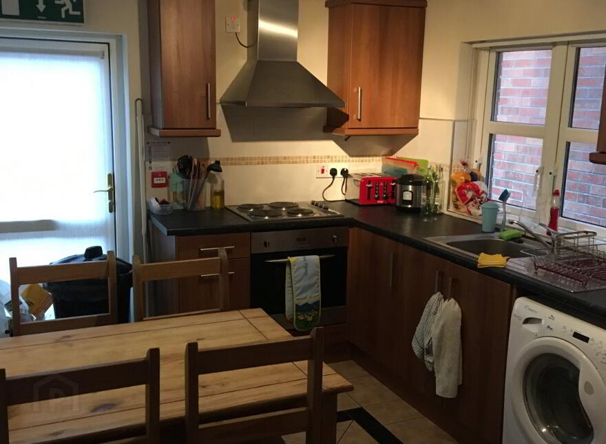 Flat 2-27 Landseer Street, Belfast, BT9 5AL