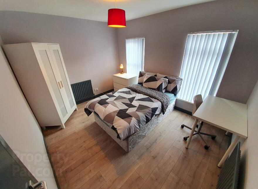 Full House For Rent, 88 Carmel St, Belfast, BT7 1QF photo