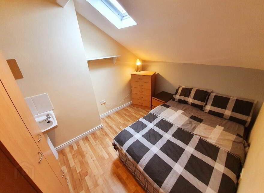 House For Rent, 56 Tates Avenue, Belfast, BT9 7DR
