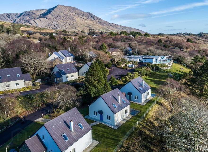 Berehaven Holiday Complex, Waterfall, Castletownbere, P75YA37