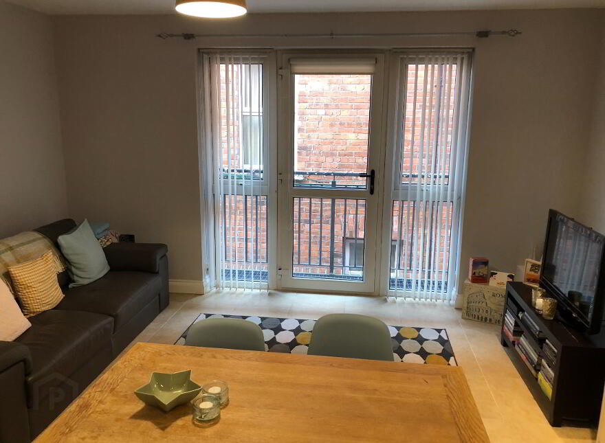 95E Eglantine Avenue, Belfast, BT9 6EX