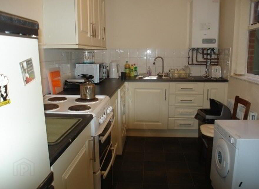 62 Carmel Street, Belfast, BT7 1QE