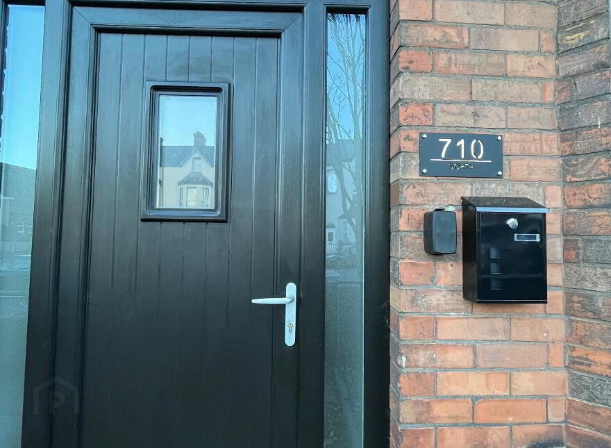 710 Crumlin Road, Belfast, BT14 8AD