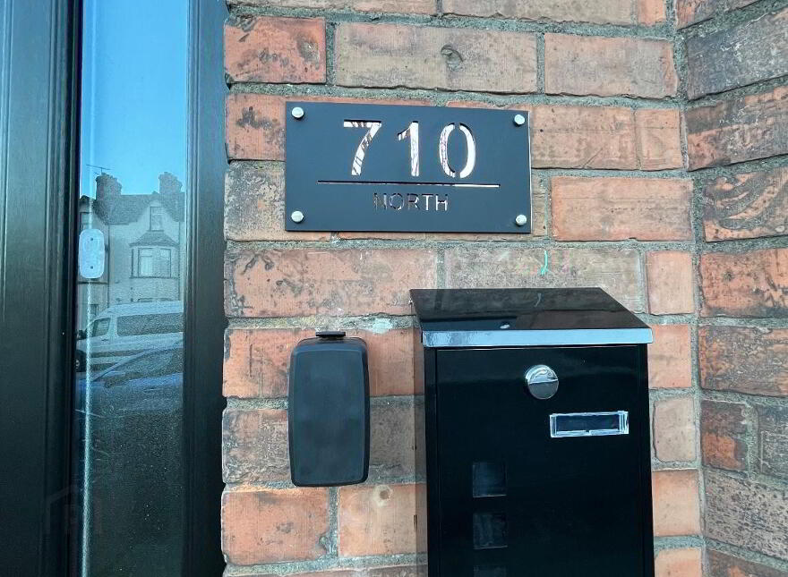 710 Crumlin Road, Belfast, BT14 8AD