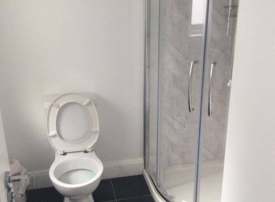 Student Accommodation, 25 Rosemount Avenue, Derry, BT48 0HH