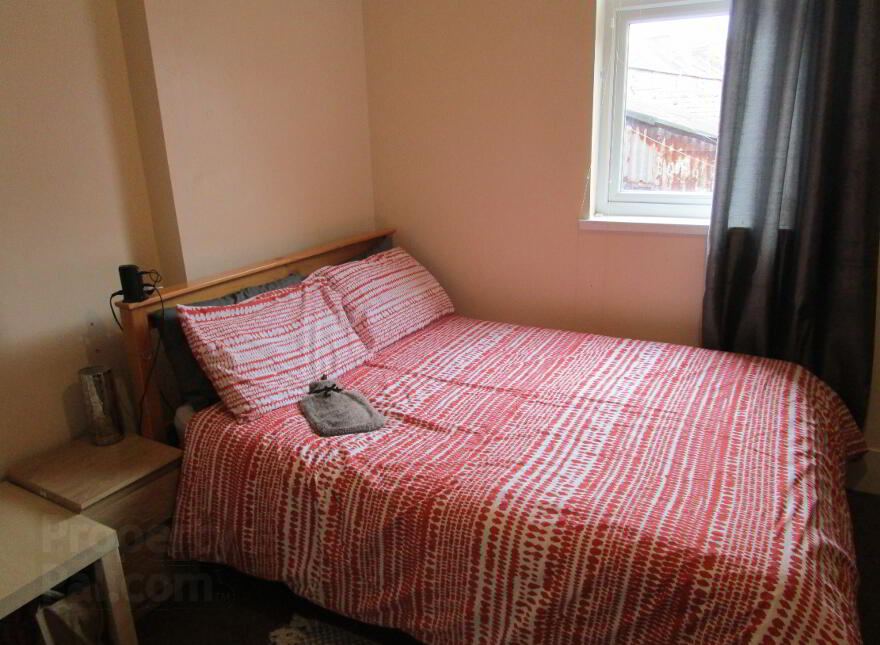 Woodstock Road, Double Room To Let, Belfast, BT6 8PW photo