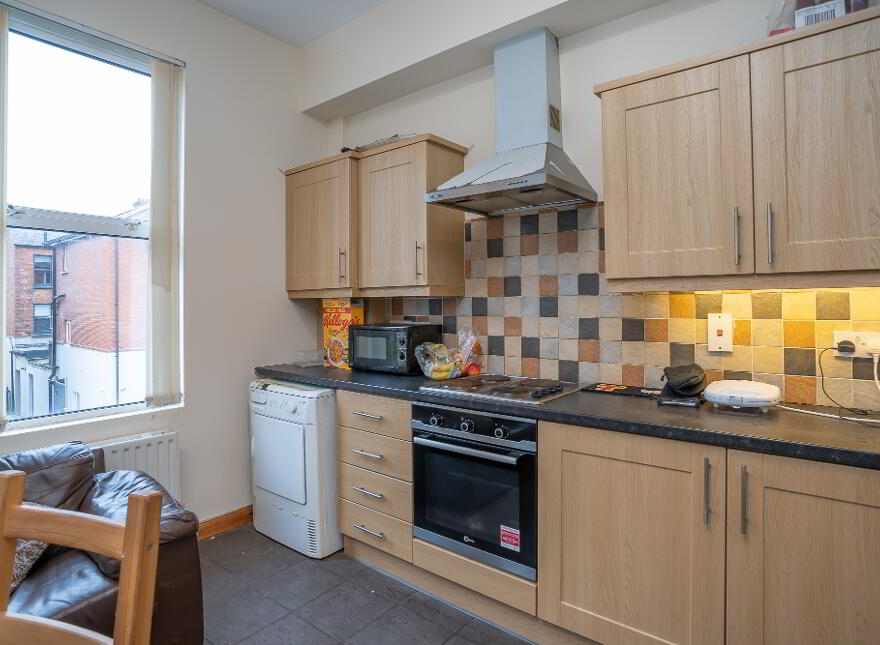 Flat 2-2 Wellington Park Avenue, Belfast, BT9 7DT
