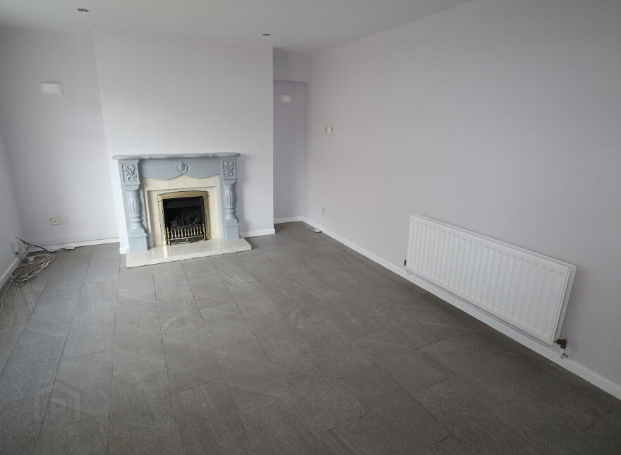 36 Dunluskin Crescent, Carrickfergus, BT38 7SB