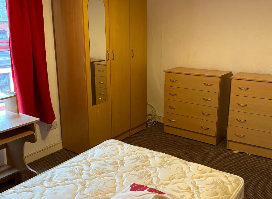 Room 4, 63 Cavendish Street, Room 3, Belfast, BT12 7AW