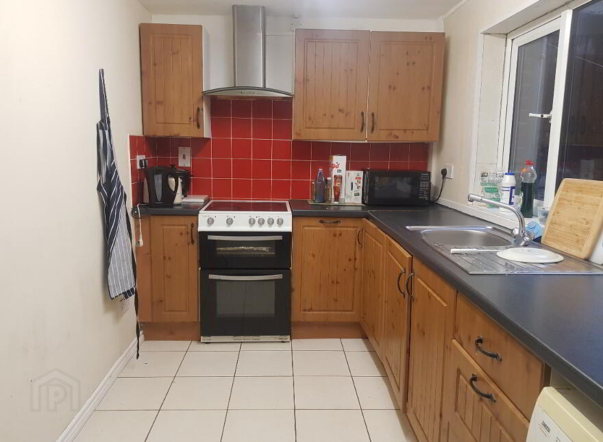 Room 4, 63 Cavendish Street, Room 3, Belfast, BT12 7AW