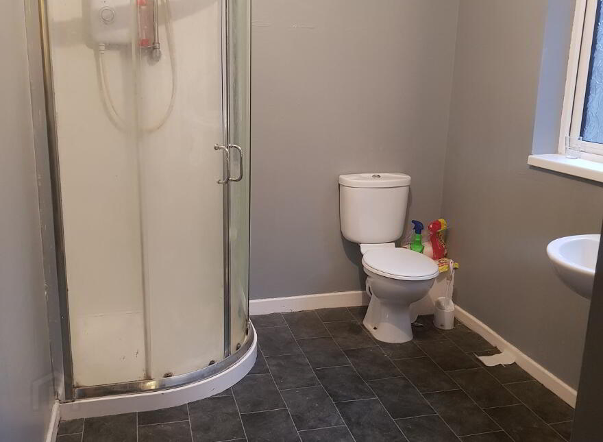Room 4, 63 Cavendish Street, Room 3, Belfast, BT12 7AW