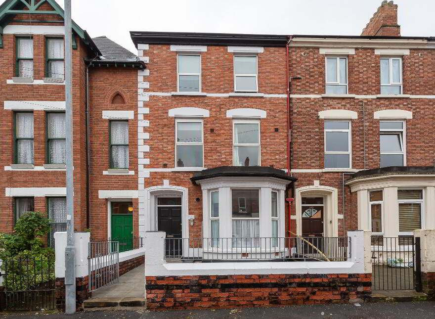 Property To Rent in Holylands Area, Belfast PropertyPal