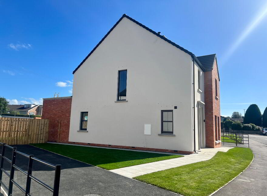 The Emerald, Stoney Manor, Woodside Road, L'Derry, BT47 2QE