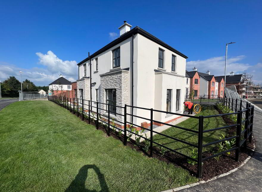 The Diamond, Stoney Manor, Woodside Road, L'Derry, BT47 2QE