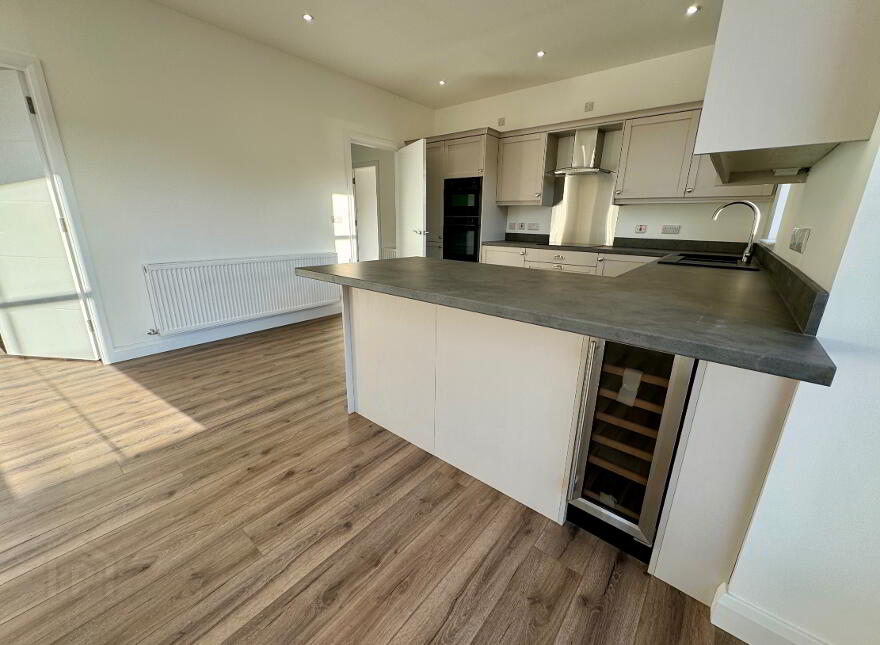 The Diamond, Stoney Manor, Woodside Road, L'Derry, BT47 2QE