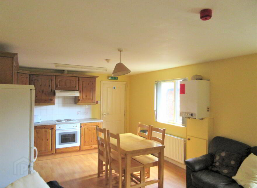 Fitzroy Avenue, Queens Quarter, Belfast, BT7 1HX