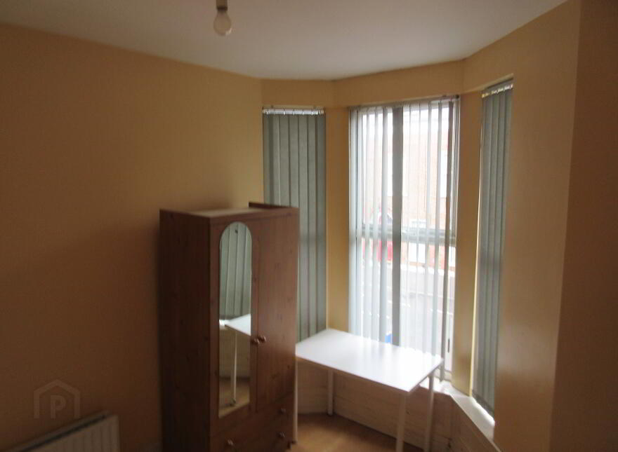 Fitzroy Avenue, Queens Quarter, Belfast, BT7 1HX