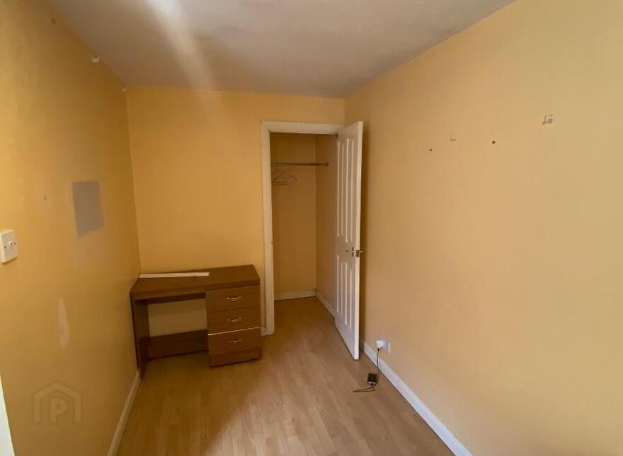 Great Location, 62A University Avenue, Queens Quarter, Belfast, BT7 1GY