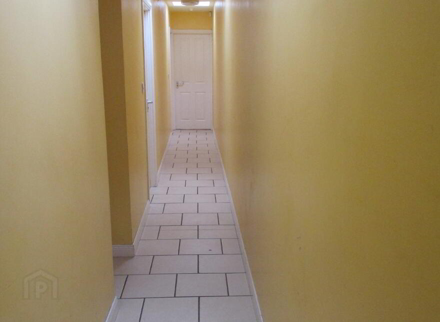 Great Location, 68c University Avenue, Queens Quarter, Belfast, BT7 1GY