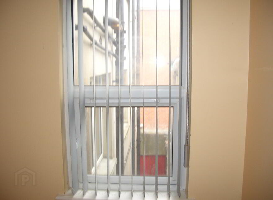 Great Location, 79B University Avenue, Queens Quarter, Belfast, BT7 1GY