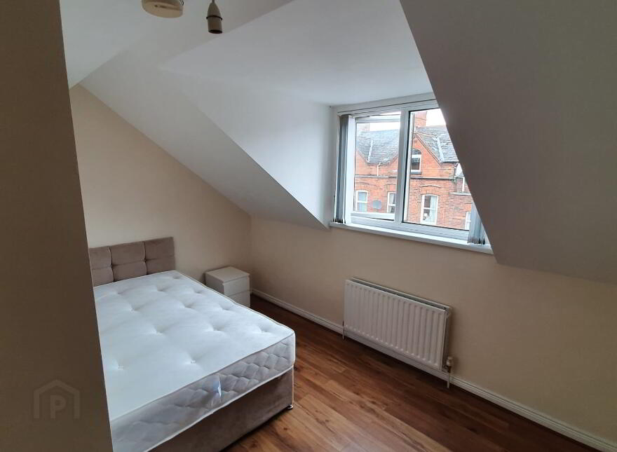 Landseer Street, Only £400 Per Room!, Belfast, BT9 5AL