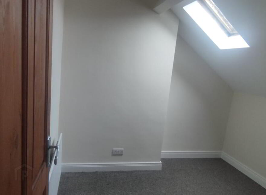77 Ballygomartin Road, Belfast, BT13 3LB