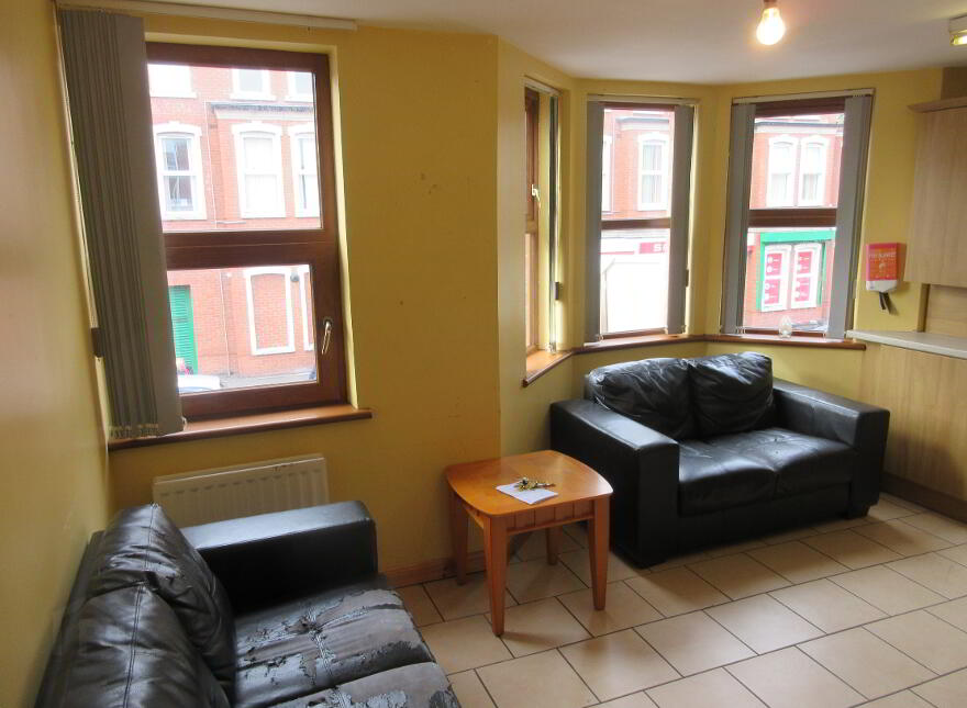 2 Great Apartments, 2A Carmel Street, Queens Quarter, Belfast, BT7 1QE