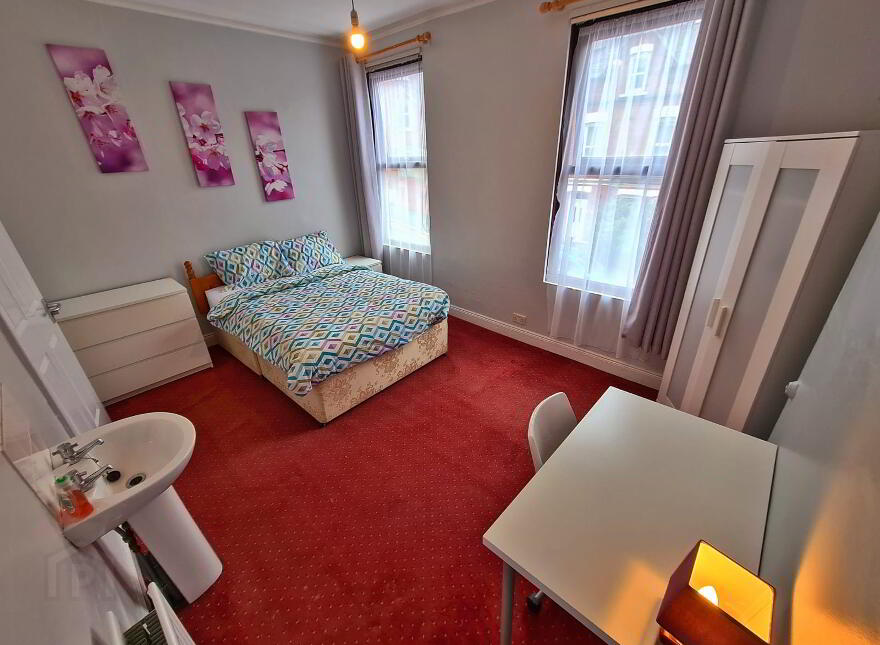 House For Rent, 9 Chadwick St, Belfast, BT9 7FB