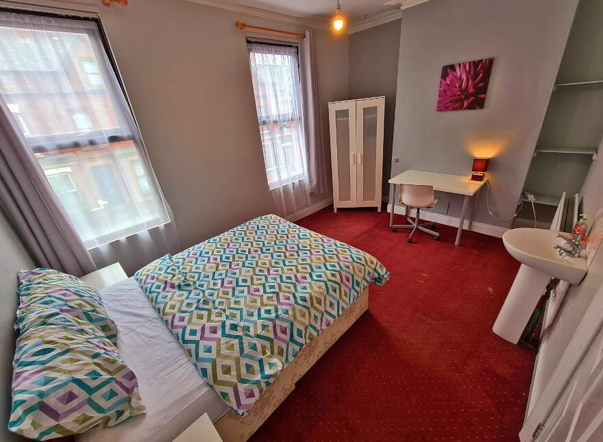 House For Rent, 9 Chadwick St, Belfast, BT9 7FB